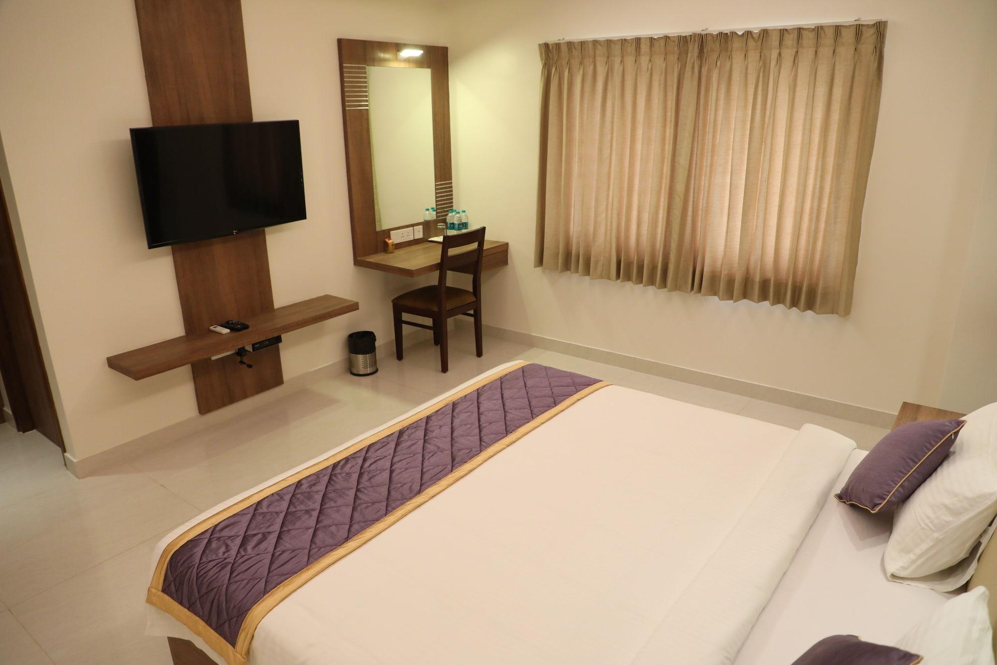 The Pommels Business Hotel Bangalore Exterior foto